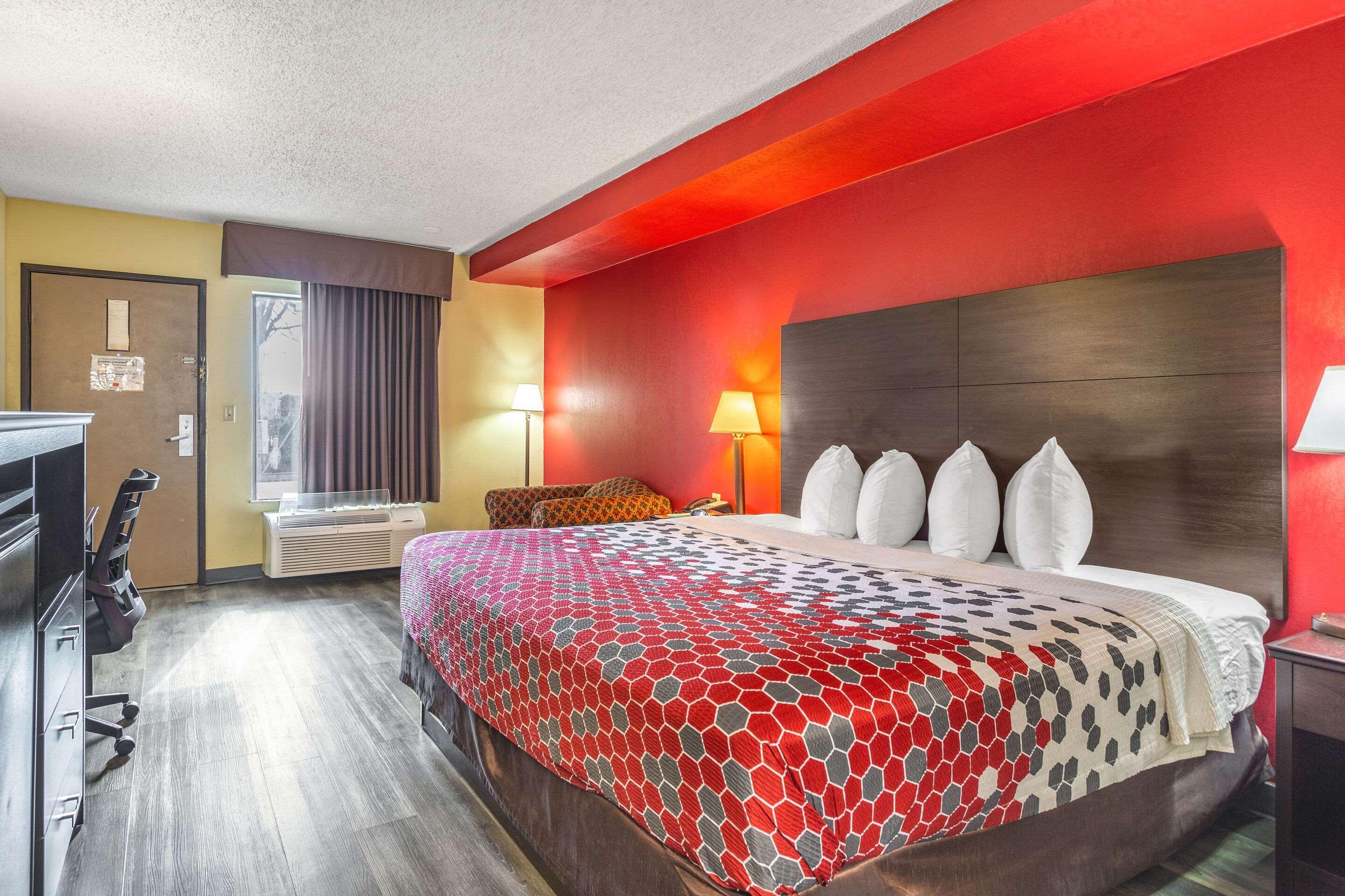 Econo Lodge & Suites Clarksville Exteriér fotografie