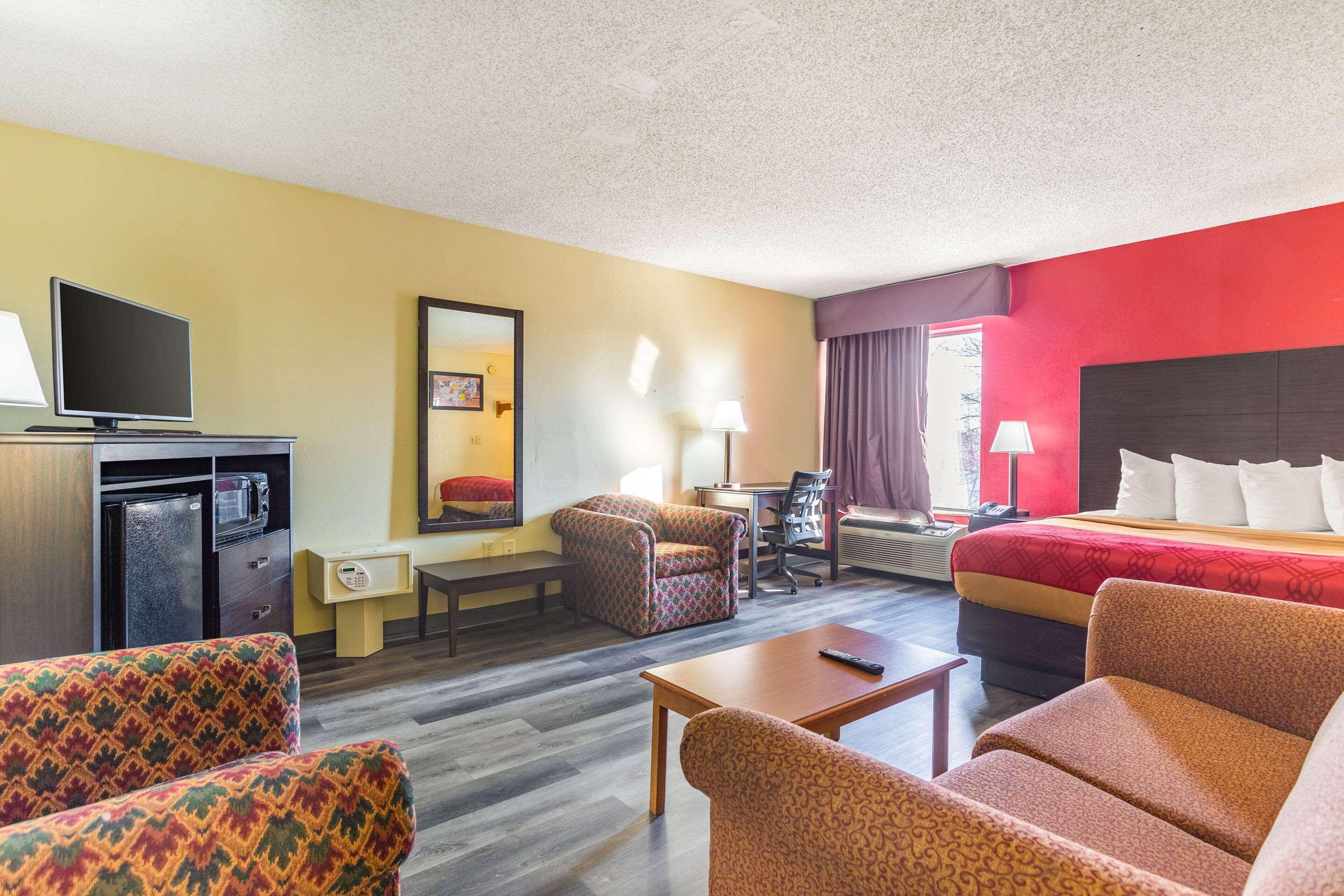 Econo Lodge & Suites Clarksville Exteriér fotografie