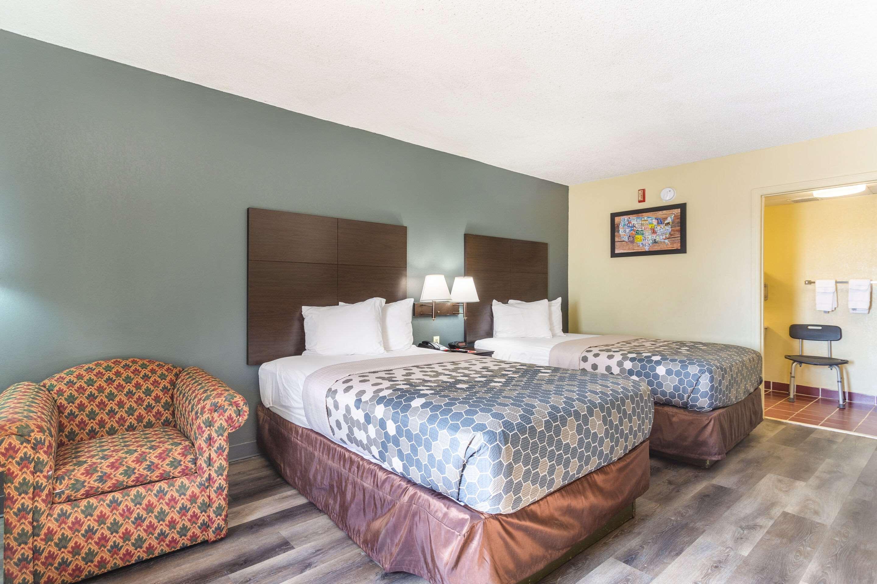 Econo Lodge & Suites Clarksville Exteriér fotografie