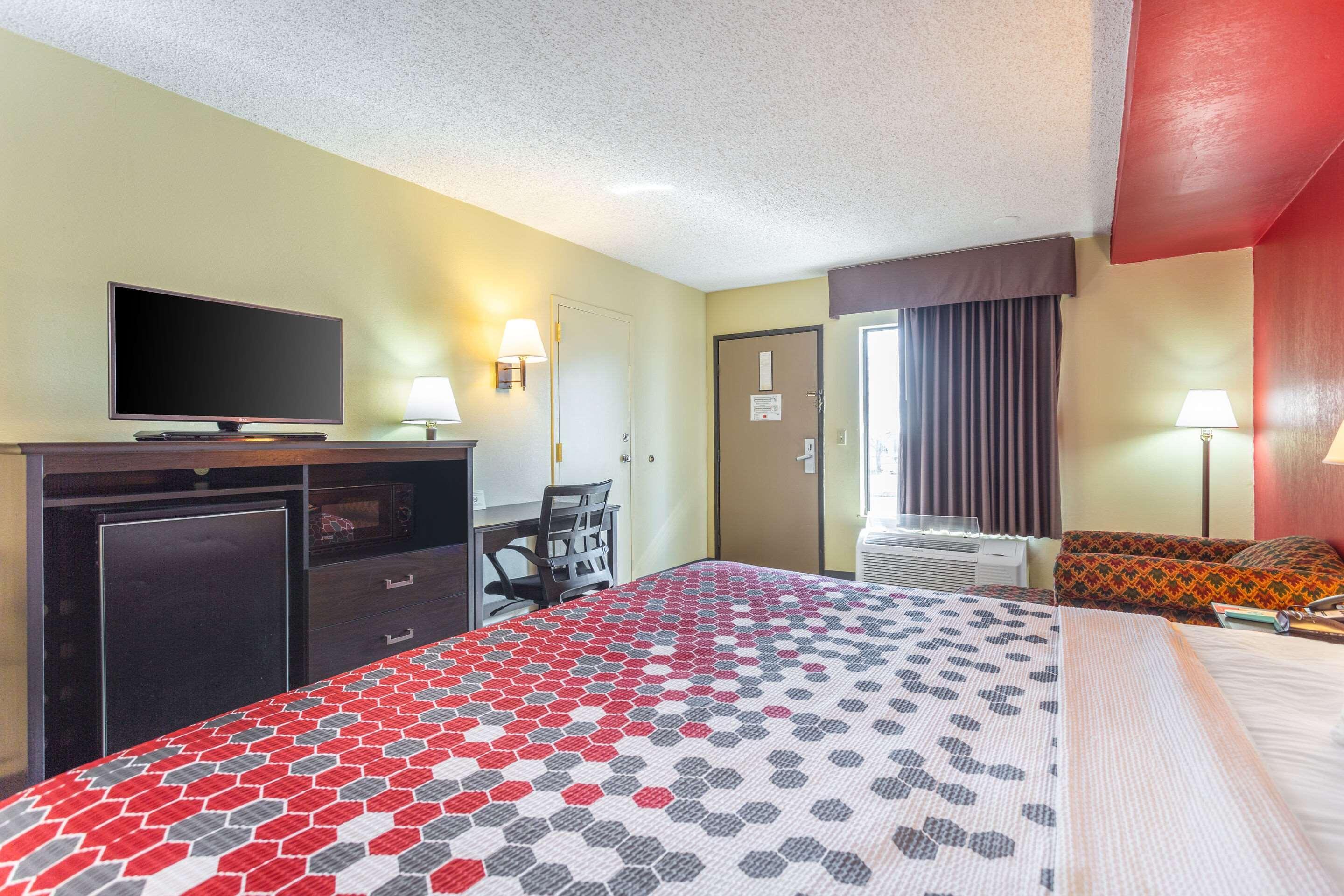 Econo Lodge & Suites Clarksville Exteriér fotografie