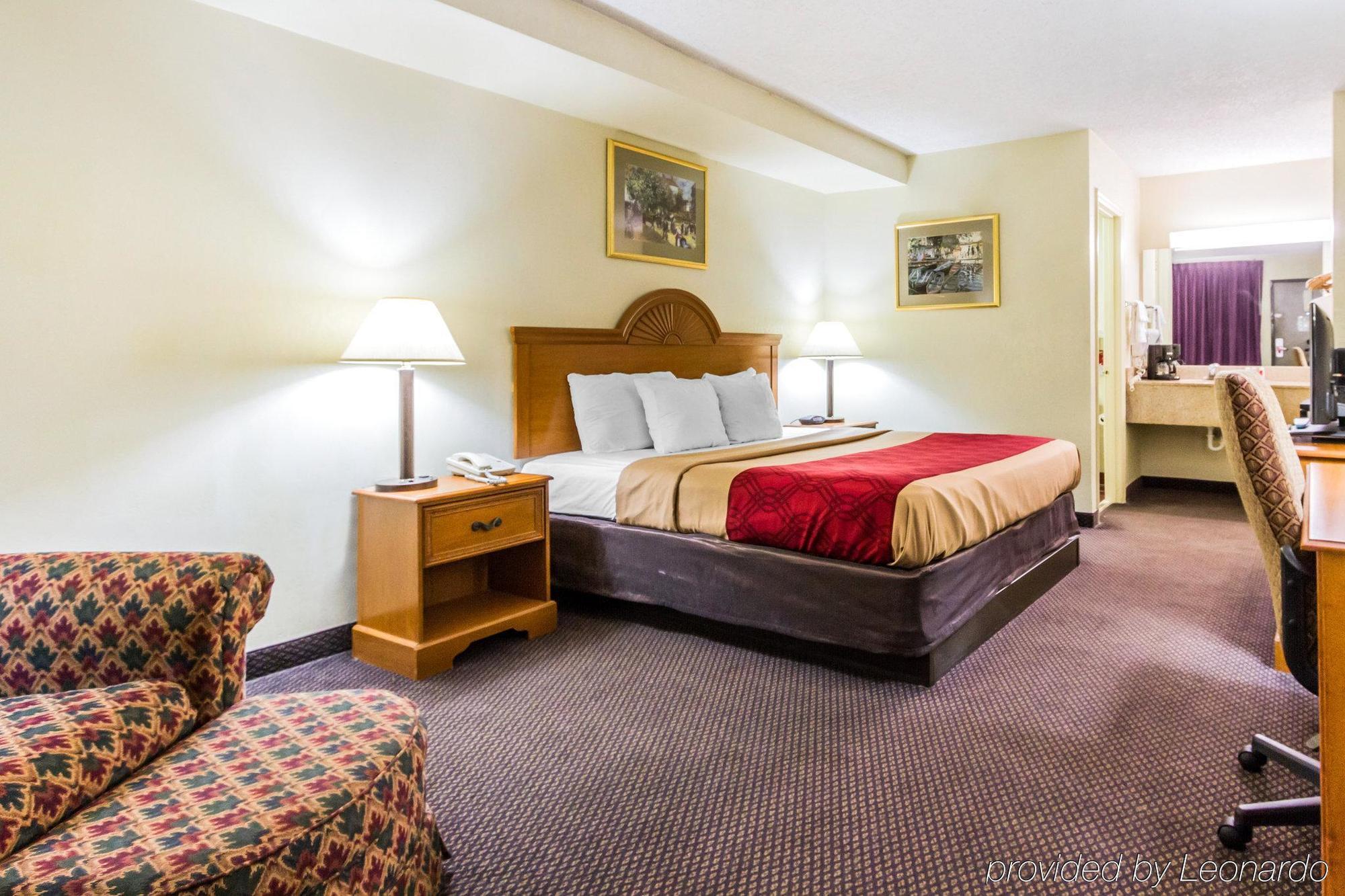 Econo Lodge & Suites Clarksville Exteriér fotografie