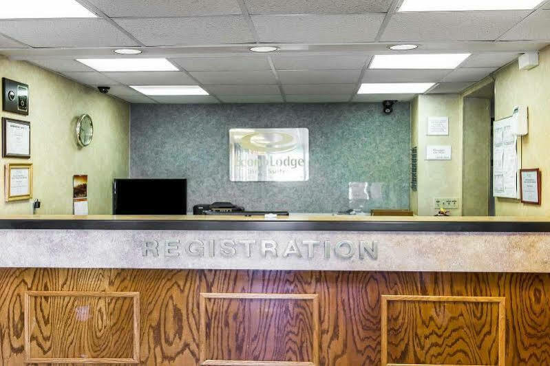 Econo Lodge & Suites Clarksville Exteriér fotografie